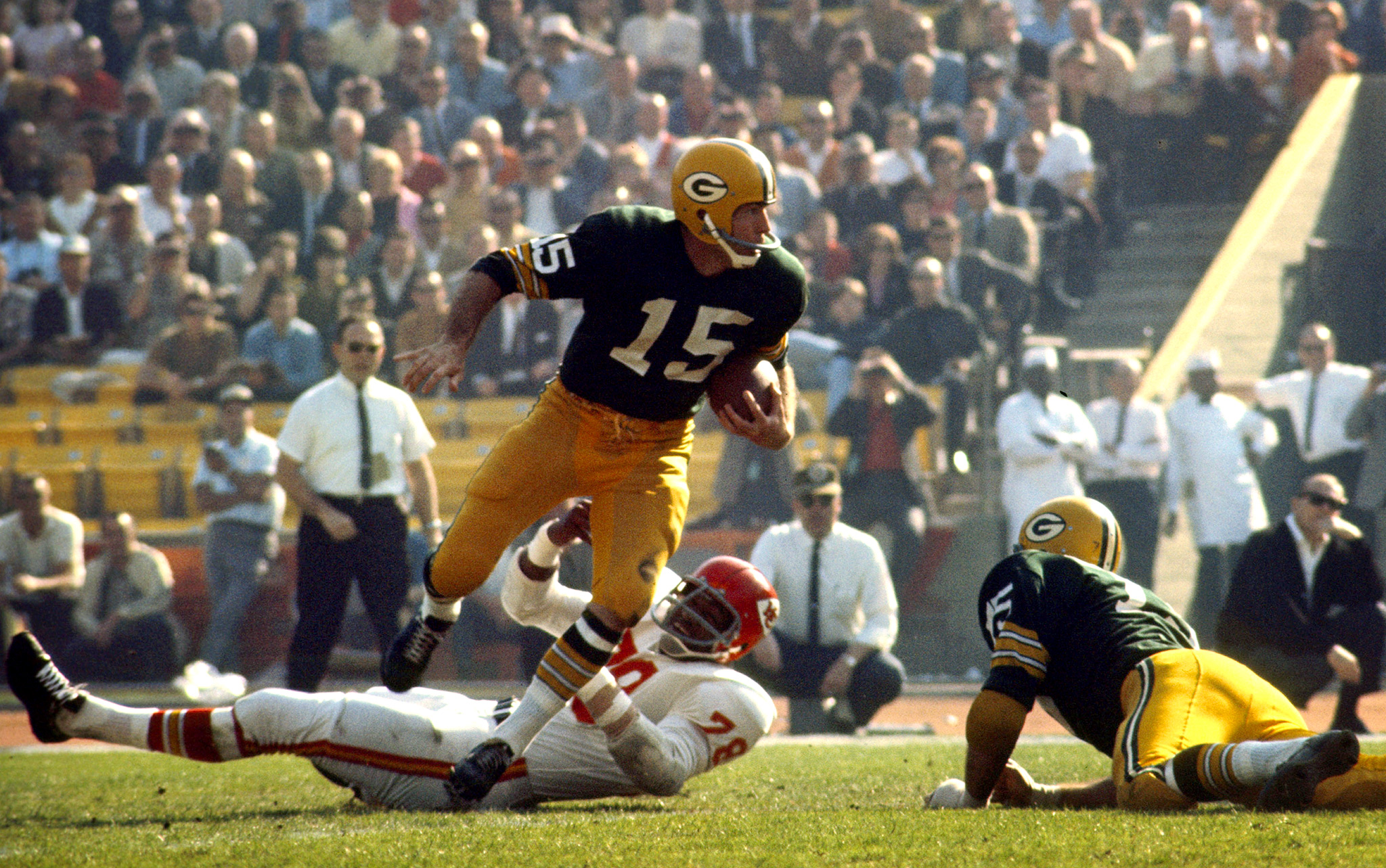 Bart Starr Over Center | Neil Leifer Photography 16 x 20 / Open Edition