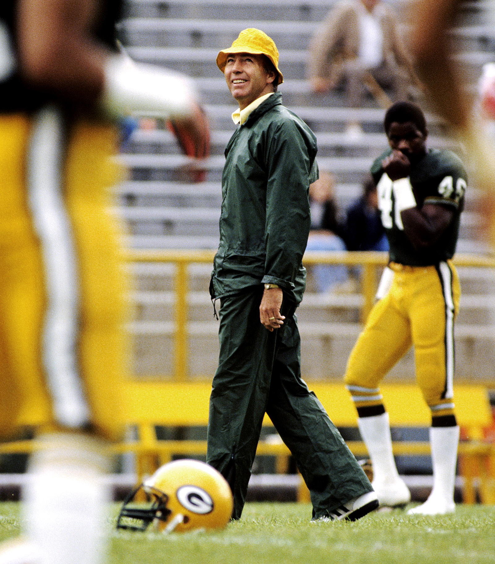 Bart Starr Calls Out The Snap Photograph by Retro Images Archive - Pixels