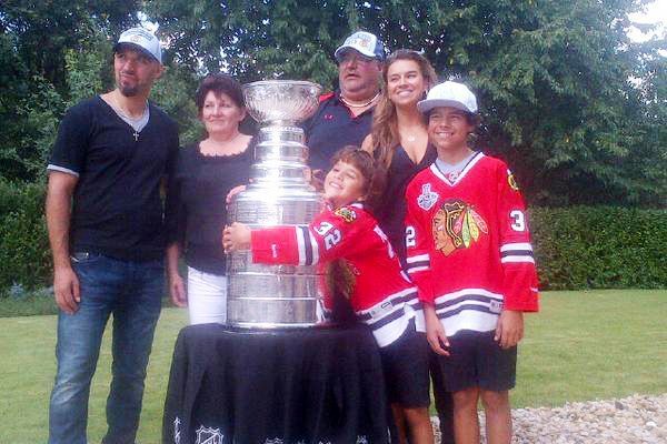 Where's the Cup? Lord Stanley spends day with Marian Hossa