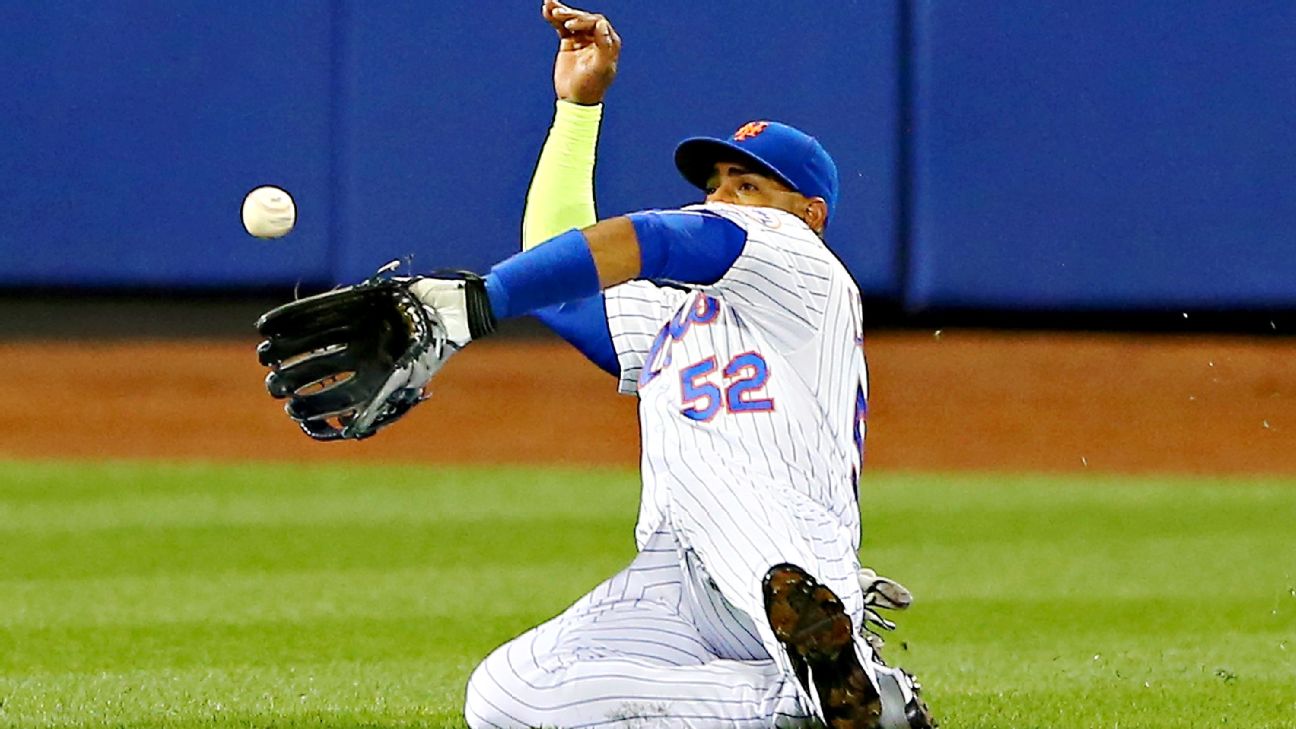 Curtis Granderson named National League Gold Glove finalist