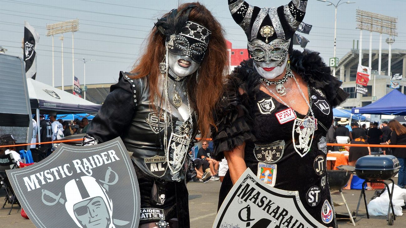 oakland raiders costumes