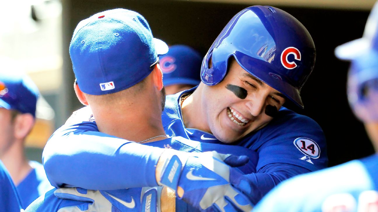 Anthony Rizzo's parents feted by Little League