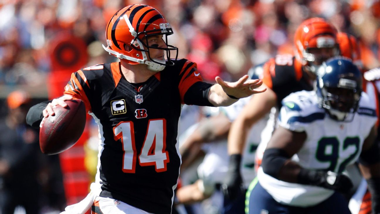 Bengals Rookie Andy Dalton Wins NFLPA Emerging Player Award