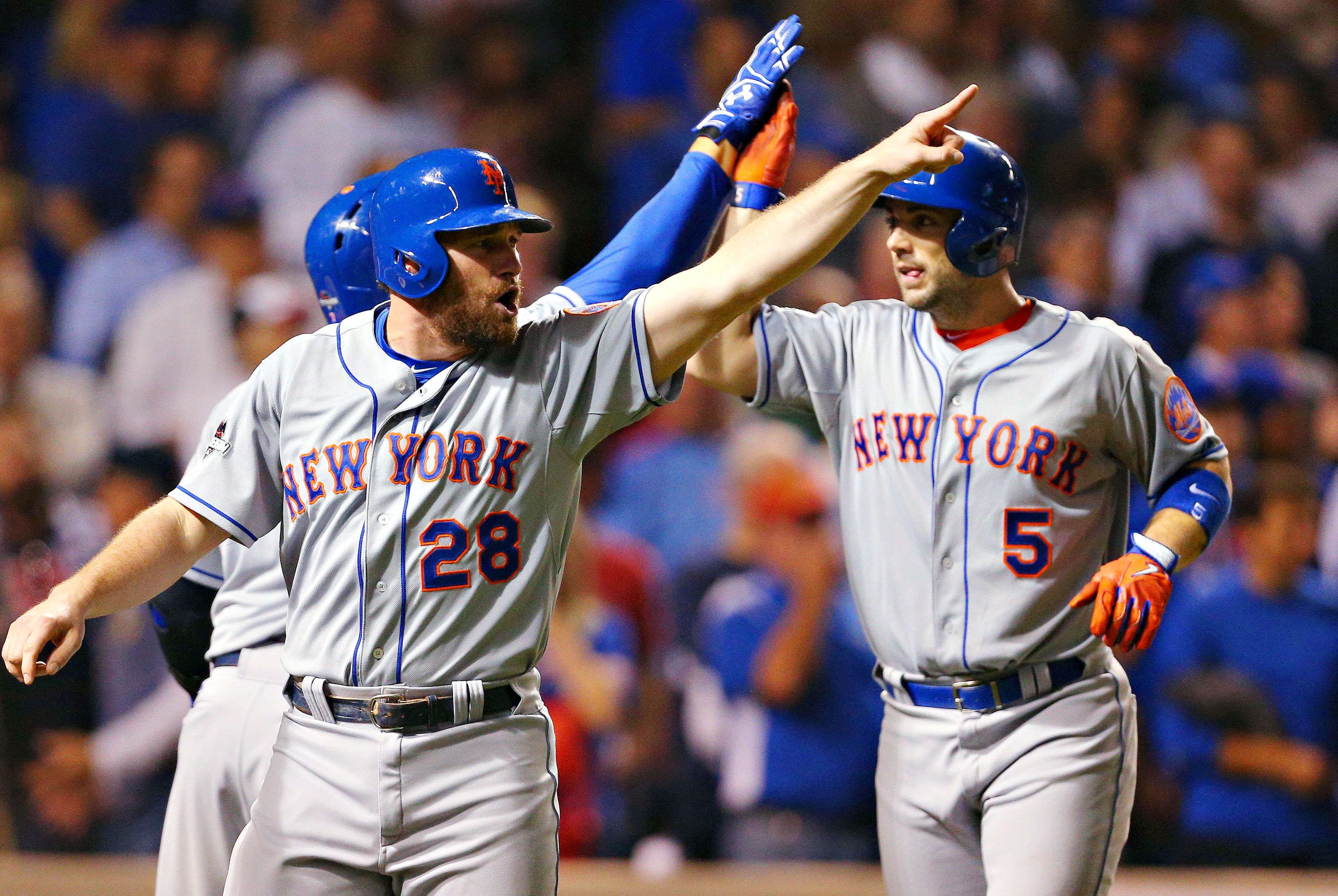 Mets Making Their Point Photos Cubs vs. Mets in NLCS ESPN