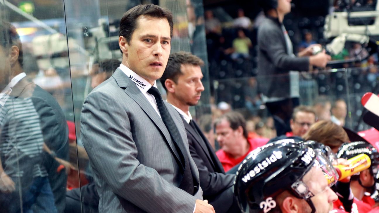 Lightning hire Boucher as coach