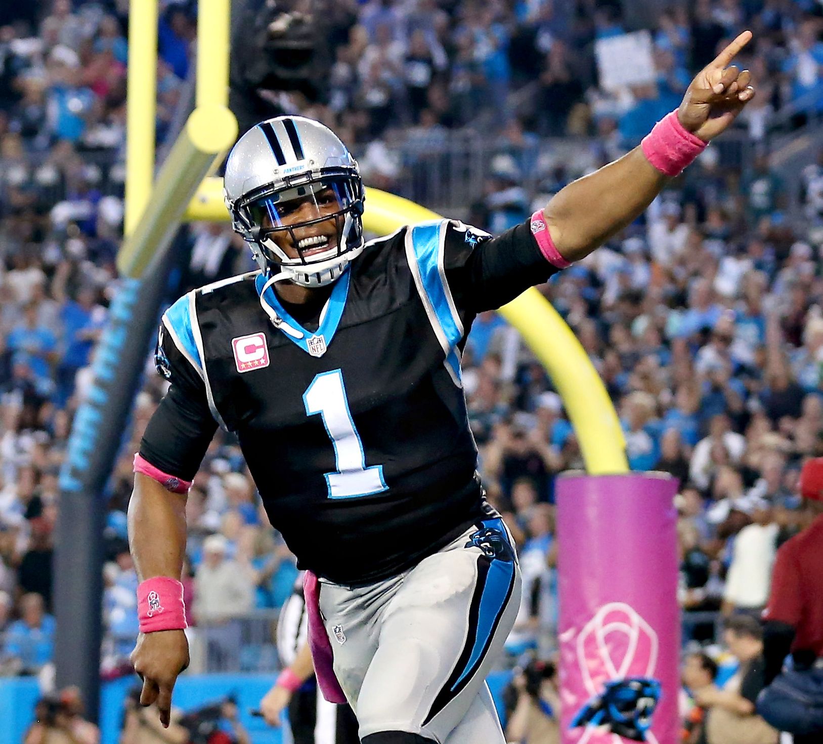 Cam Newton - Photos: Eagles vs. Panthers - ESPN