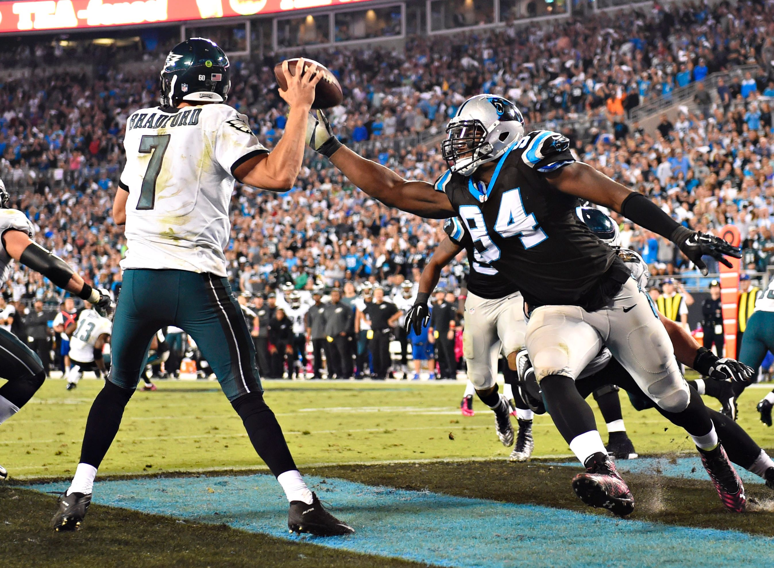 Sam Bradford - Photos: Eagles vs. Panthers - ESPN