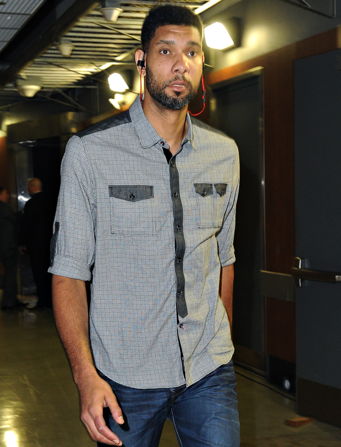 pre game tim duncan outfits