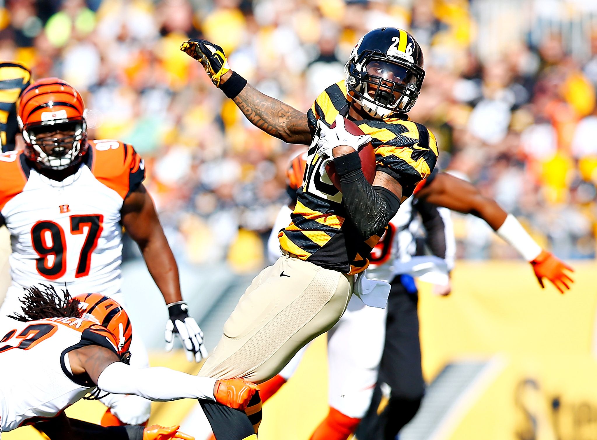 Ben Roethlisberger Sacked - Photos: Bengals vs. Steelers - ESPN