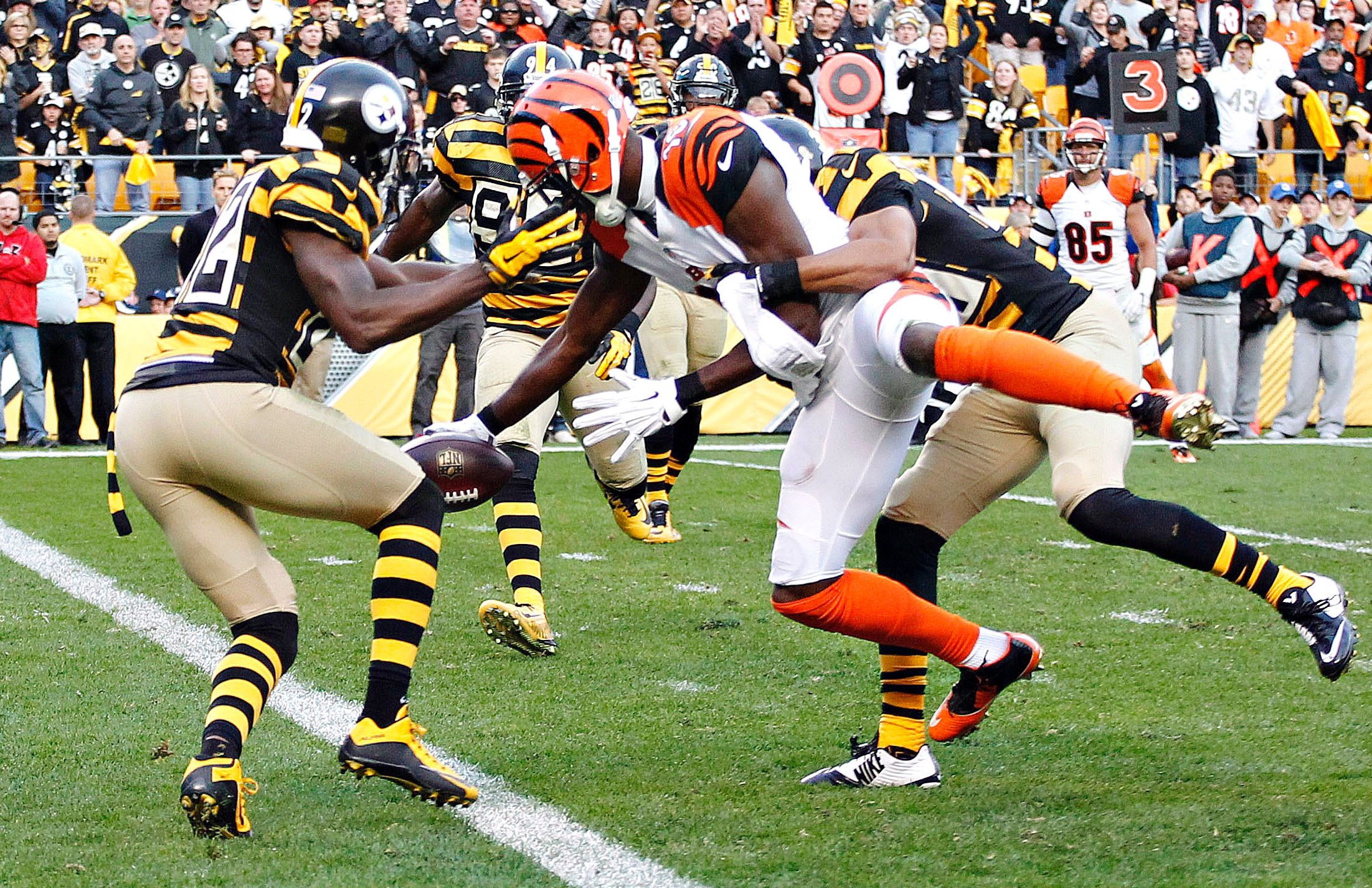 A.J. Green Touchdown - Photos: Bengals vs. Steelers - ESPN