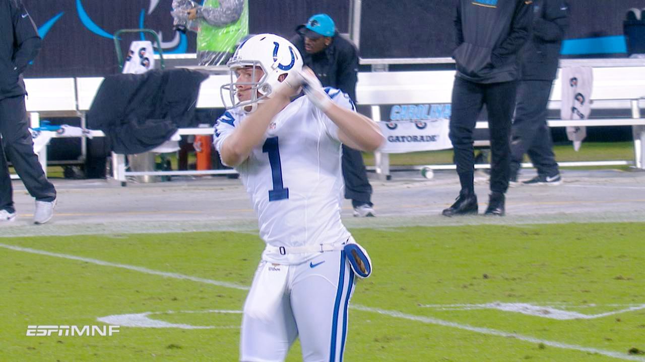 Pat McAfee matches Brad Wing's celebration with golf swing after punt -  ESPN - Indianapolis Colts Blog- ESPN