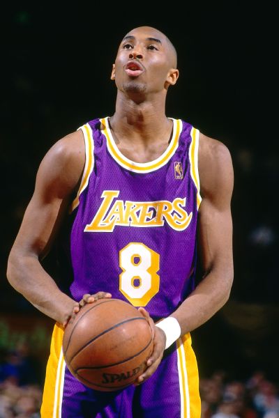 Sports Anniversaries on X: On this day in 1996, 18-year-old Lakers rookie  Kobe Bryant made his NBA debut.  / X