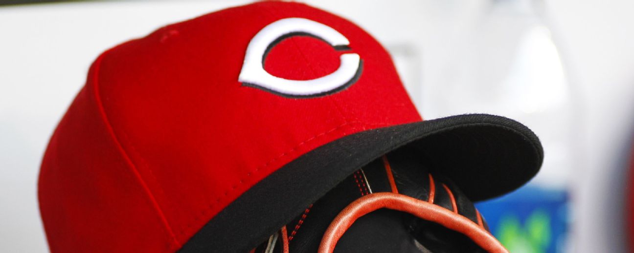 Do you like these? 🔥 (📸 @Cincinnati Reds) #baseball #reds