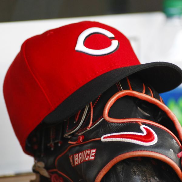 Reds activate Ke'Bryan Hayes, place Matt McLain on IL