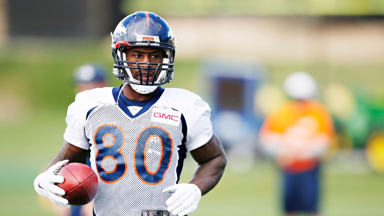 Vernon Davis vanishes in Denver Broncos' offense