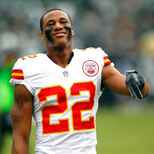 Chiefs' Marcus Peters to speak on behalf of Marshawn Lynch