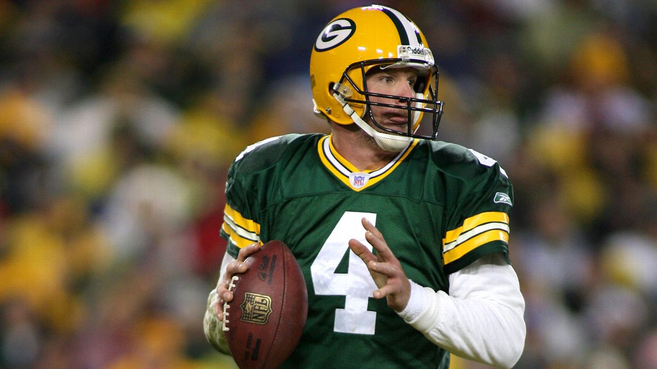 Brett Favre leads class of eight entering Pro Football Hall of Fame