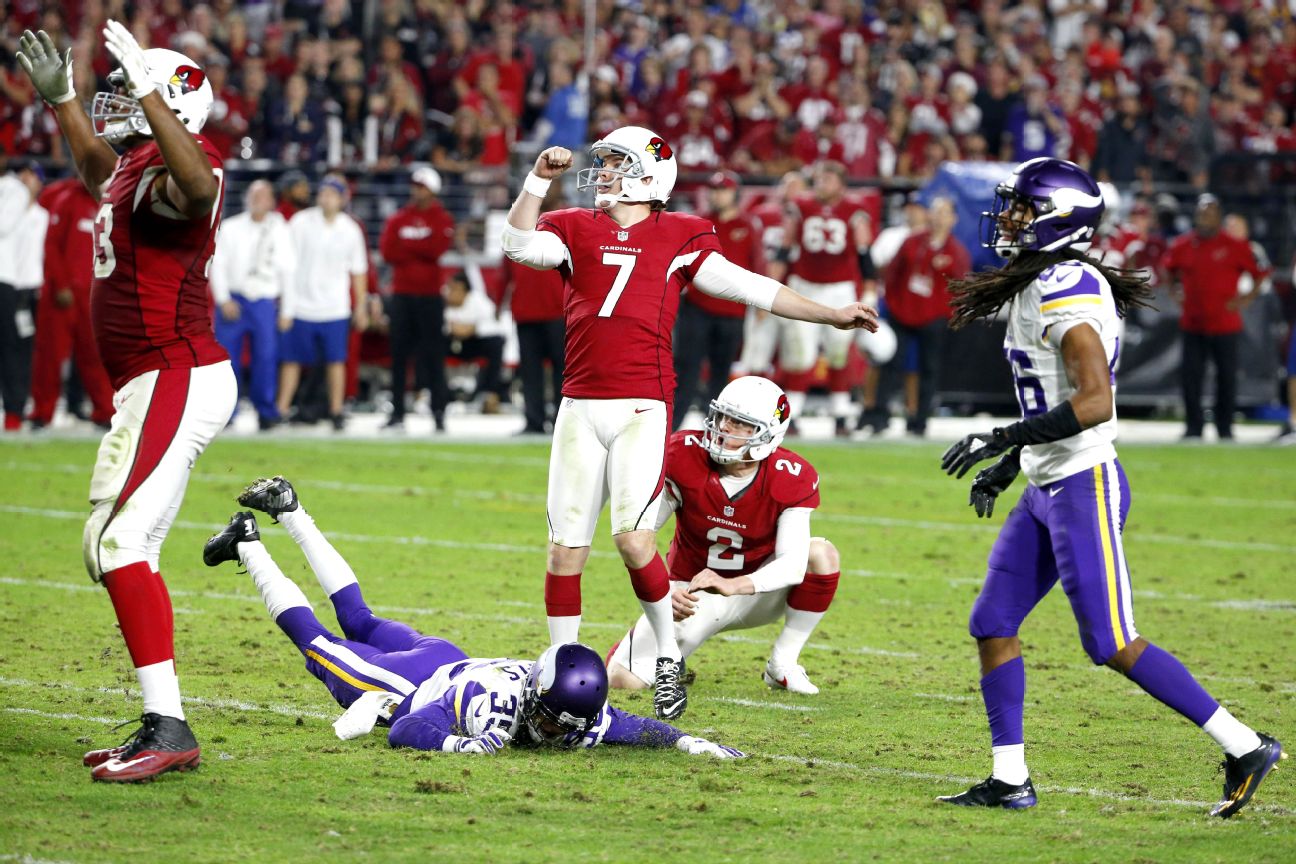 Chandler Catanzaro - Photos: Vikings Vs. Cardinals - ESPN