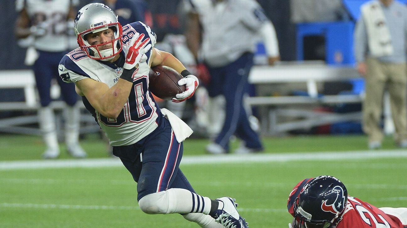 Patriots Gridiron News 11/9: Danny Amendola is New England's