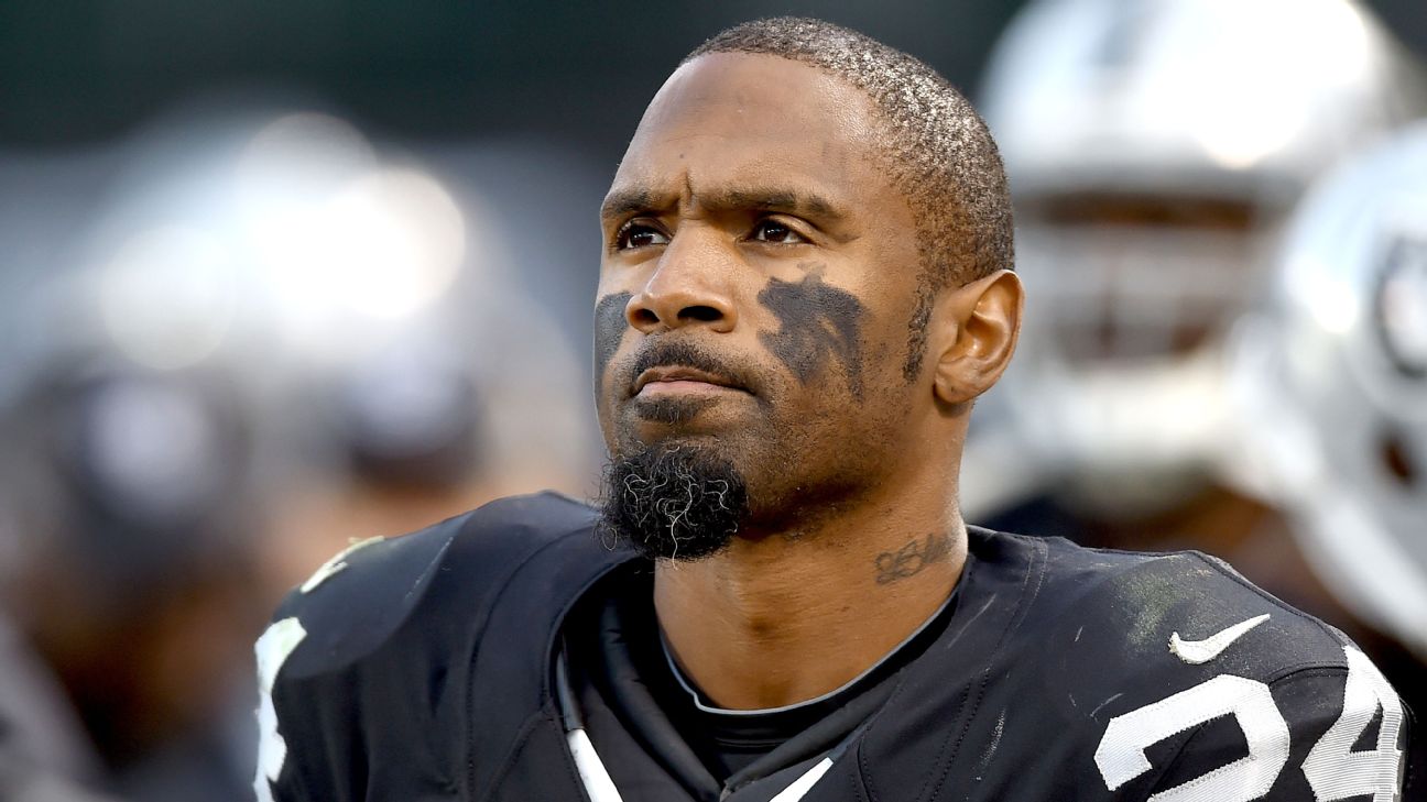 Raiders' Charles Woodson eager to pick off Packers' Aaron Rodgers