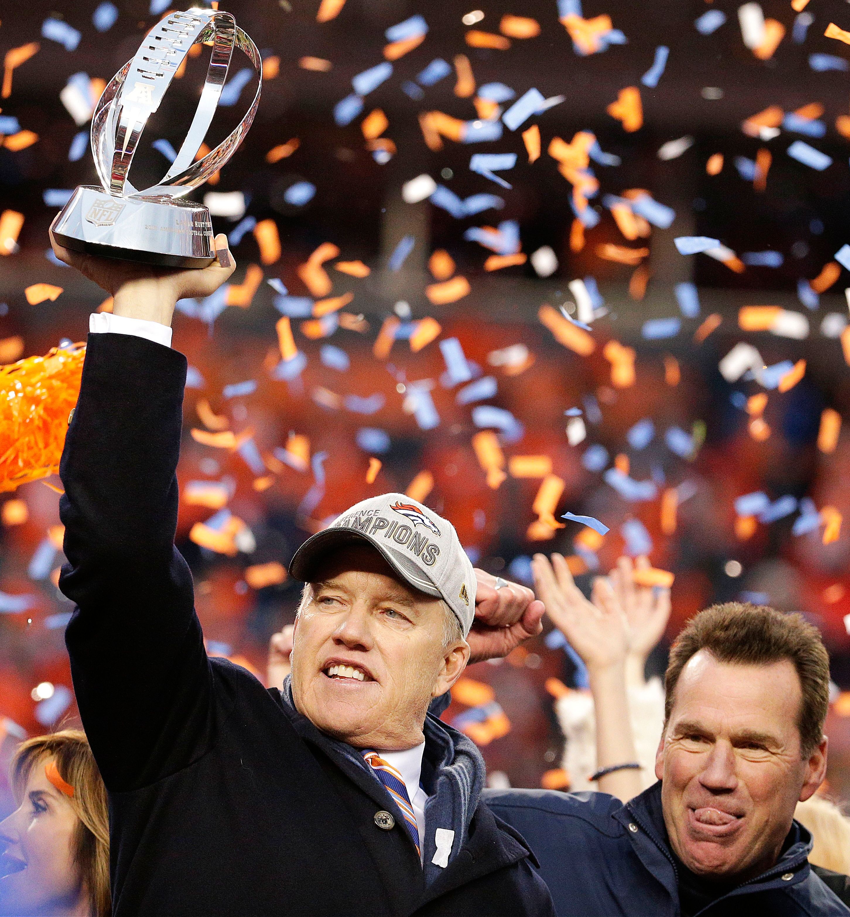 Gary Kubiak and John Elway - Photos: Patriots vs. Broncos in AFC ...