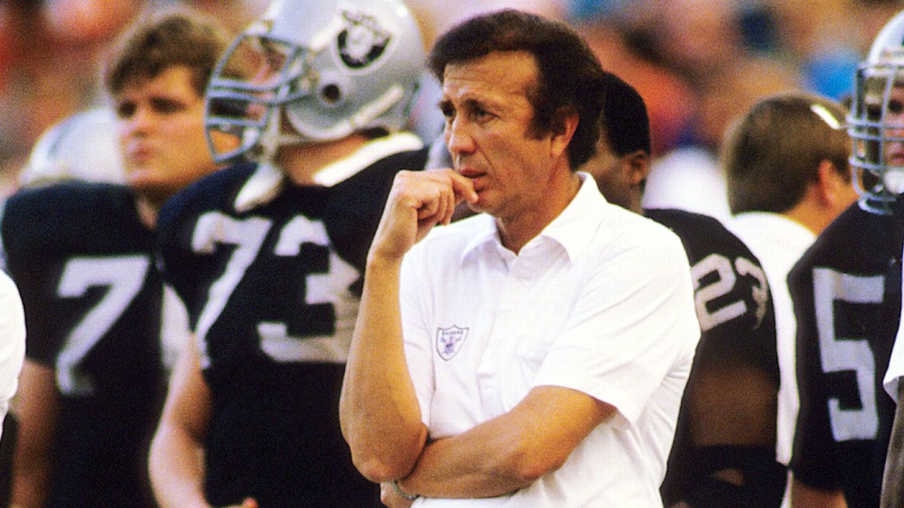 Hispanic pioneer Tom Flores still waiting for spot in Canton - ESPN - Las  Vegas Raiders Blog- ESPN