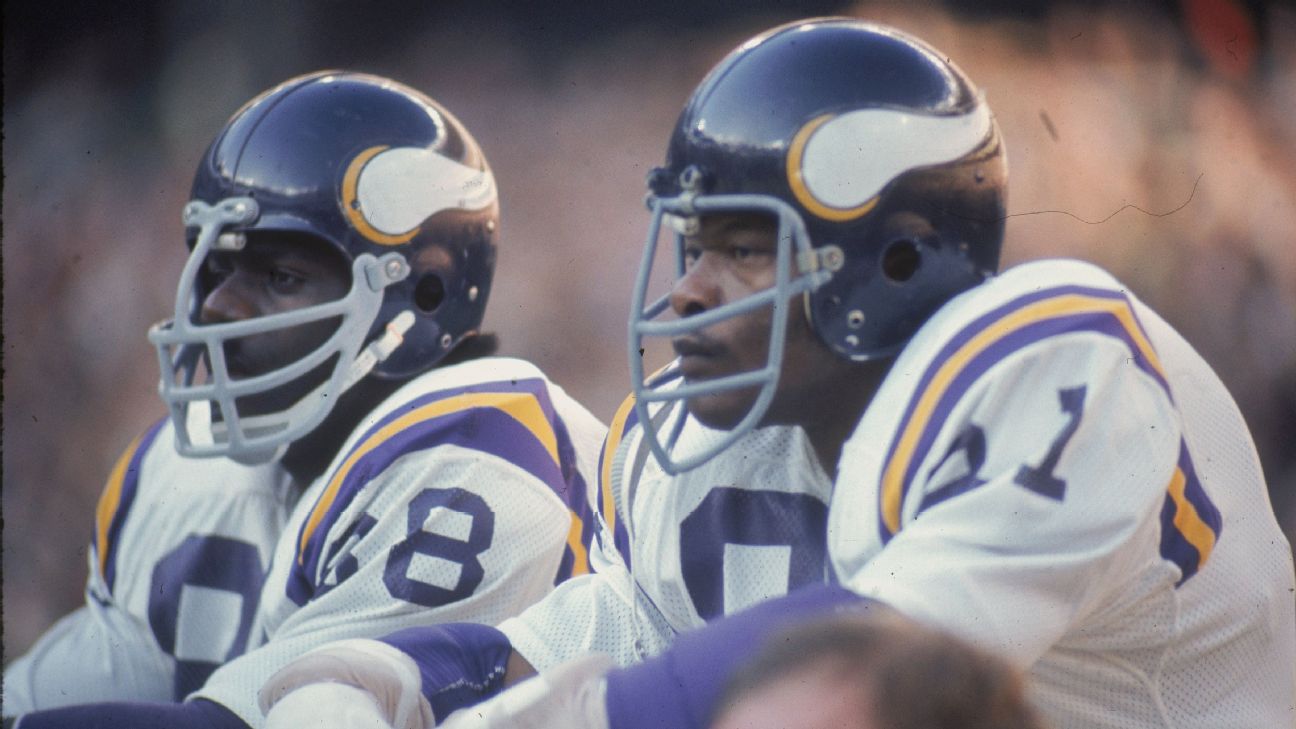 Not in Hall of Fame - 1. Alan Page