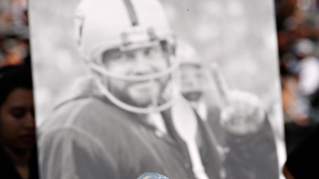 Raiders QB Ken Stabler had CTE