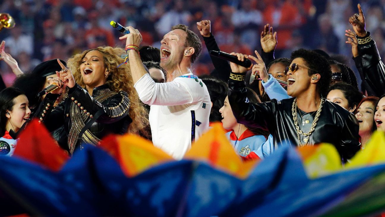 Beyoncé Sacks the Super Bowl Halftime Show