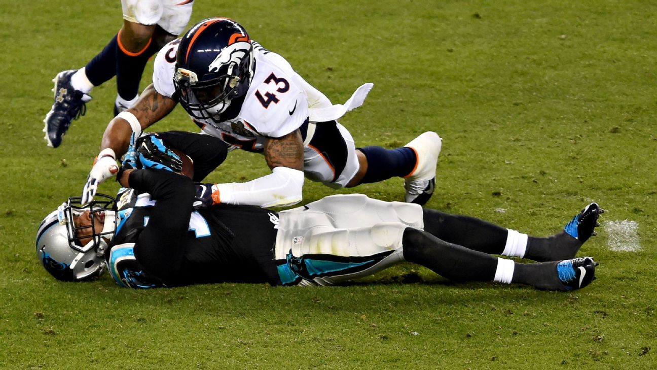 Panthers WR Philly Brown leaves Super Bowl with concussion 