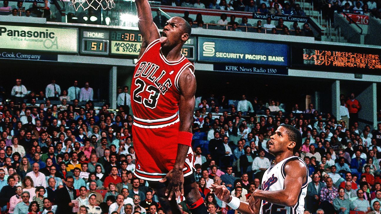 Chicago Bulls Michael Jordan rookie card found in Iowa, sold