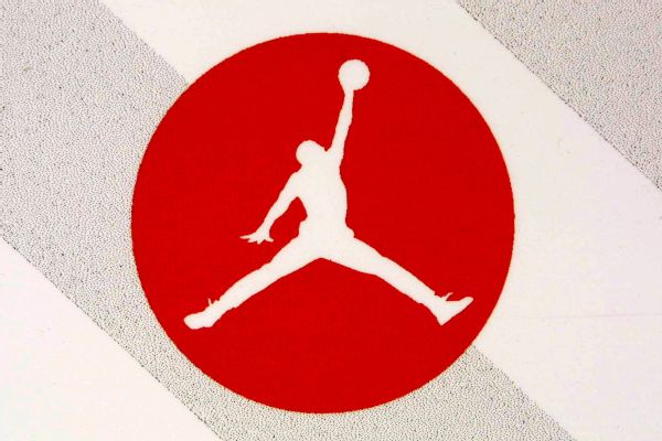 nul houd er rekening mee dat Pornografie Court: Nike logo of Michael Jordan didn't violate copyright - ABC7 Chicago