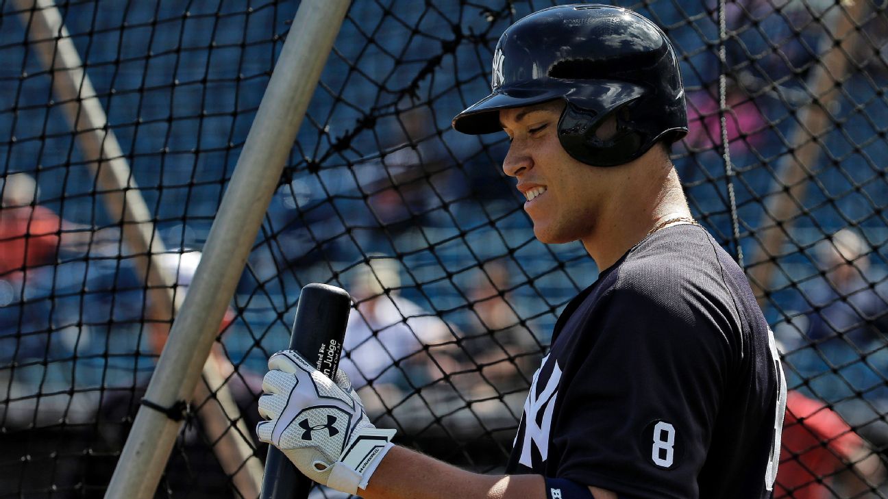 Aaron Judge begins taking cage swings off tee in his rehab