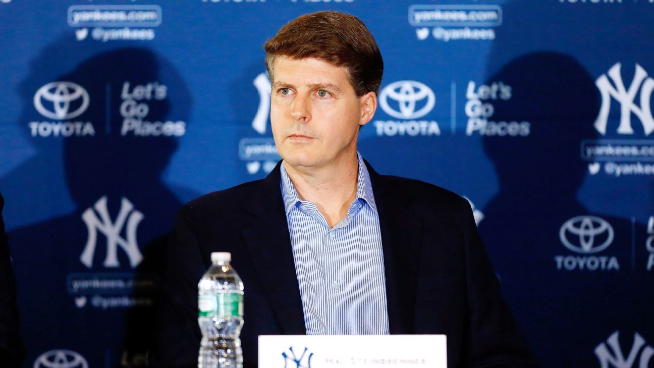 Hal Steinbrenner backs Yanks' manager as playoffs near