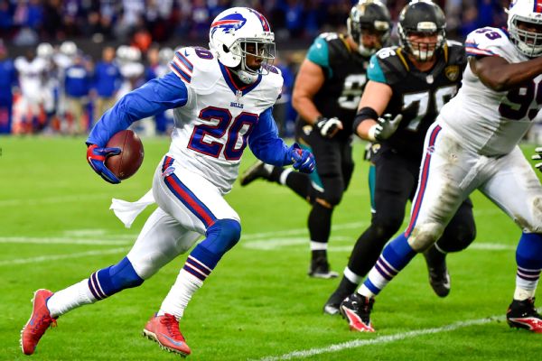 Philadelphia Eagles' Rodney McLeod wins NFLPA's Alan Page