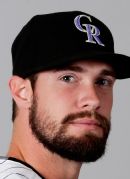 David Dahl: Rockies outfielder carted off after suffering leg injury