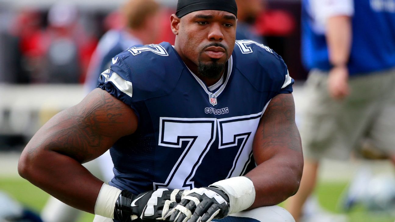 Cowboys T Tyron Smith agrees to cap-friendly deal