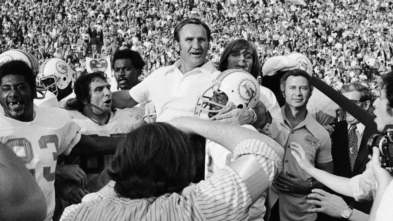 Dolphins Hall of Fame coach Don Shula dies at 90 - ESPN