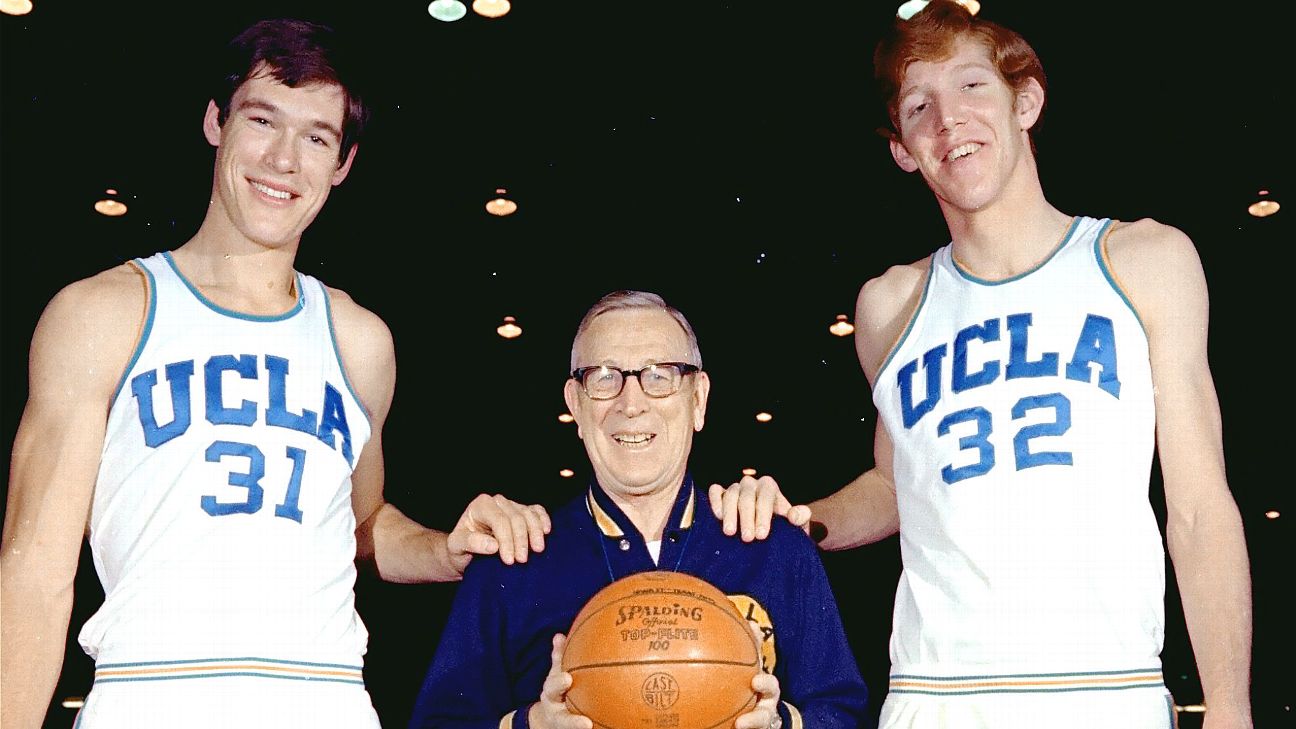 This day in sports: Gail Goodrich's 42 points lead UCLA to second NCAA  national championship - Los Angeles Times