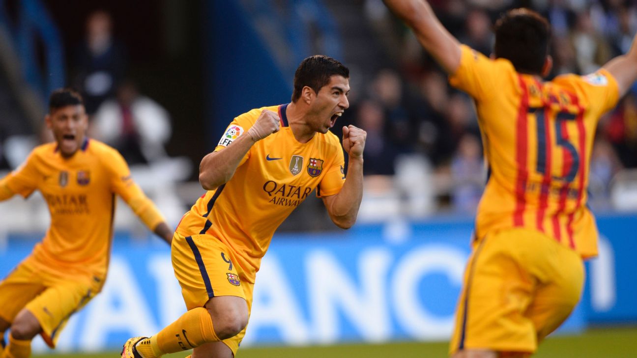 Suarez goal sees Atletico Madrid top of La Liga, Barca eliminated - Sports  Illustrated