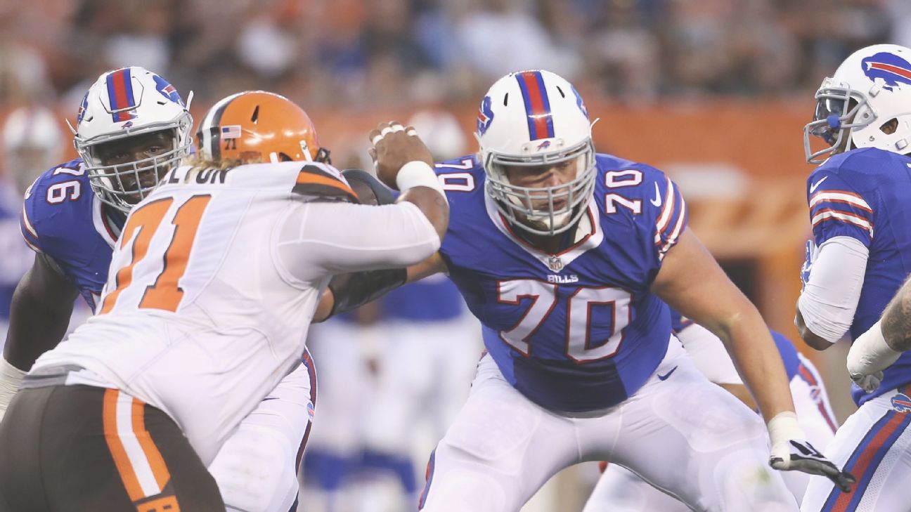 Carson, USA. 19th Nov, 2017. Buffalo Bills center Eric Wood #70