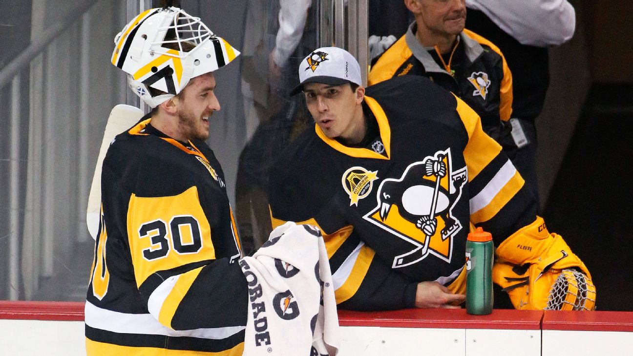 Kessel, Crosby help Penguins bottle Lightning