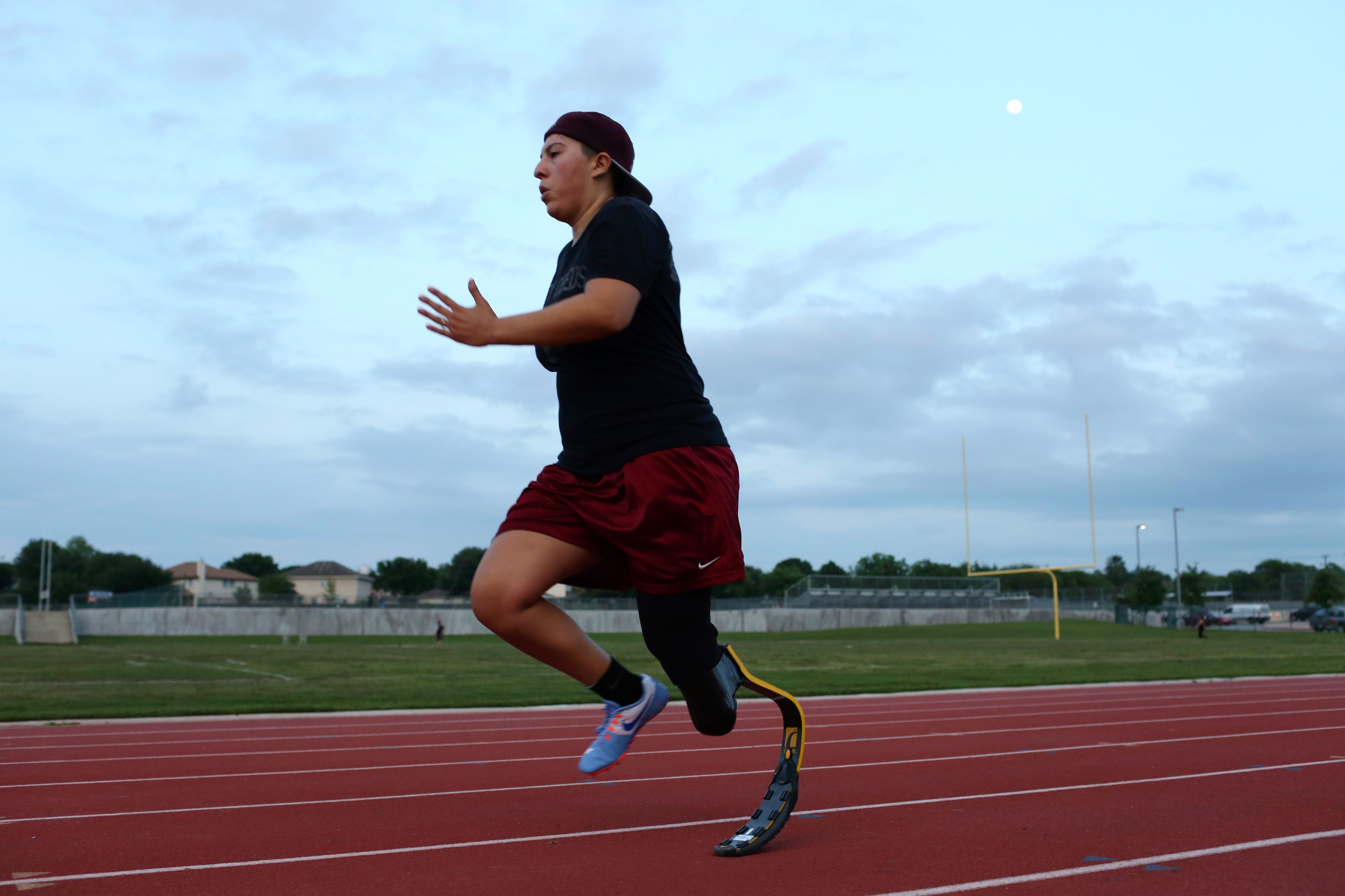 Full Stride - Photos: Lauren Montoya's Invictus Games Training - ESPN