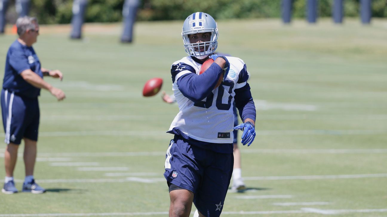 Cowboys' Rico Gathers trying football