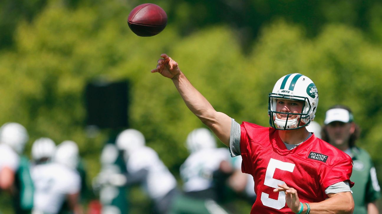 Dallas Cowboys: Could Christian Hackenberg be the answer?