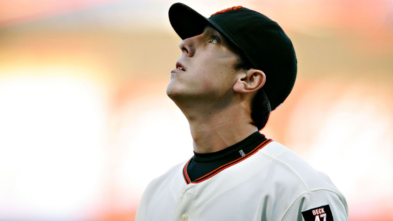 Tim Lincecum Looks Jacked in New Photo—and He Could Be Eyeing an MLB  Comeback - Men's Journal