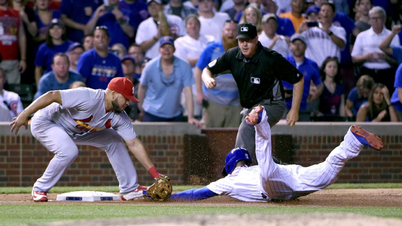 Albert Almora Jr. shows off defense in center field