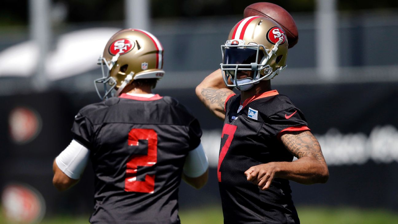 Raiders practice buzzing over Kaepernick workout