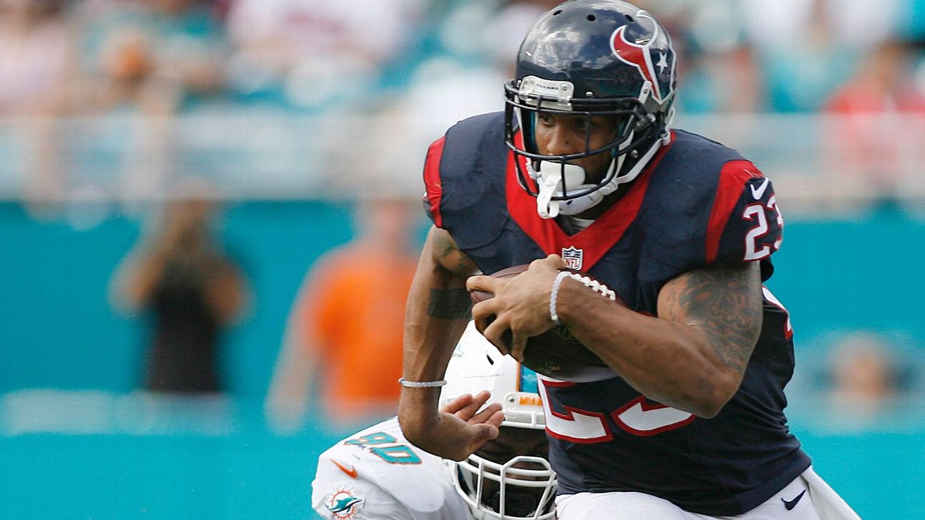 Daily Focus: How Arian Foster fits in Miami's offense