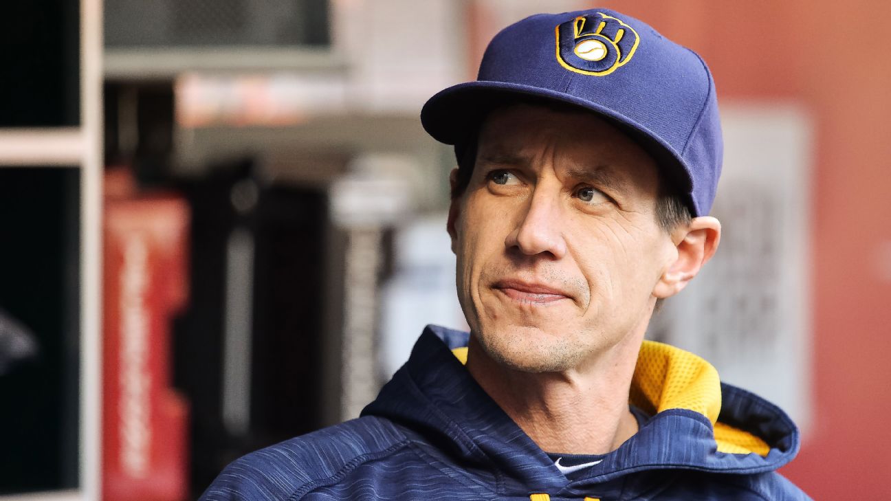 Milwaukee Brewers manager Craig Counsell watches batting practice